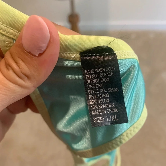 WOMEN’S lingerie Garters light green lime color Sz L/XL - Picture 9 of 9